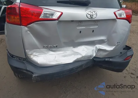 2014 Toyota Rav4 Le z USA, uszkodzony, nr VIN JTMBFREV9EJ008390